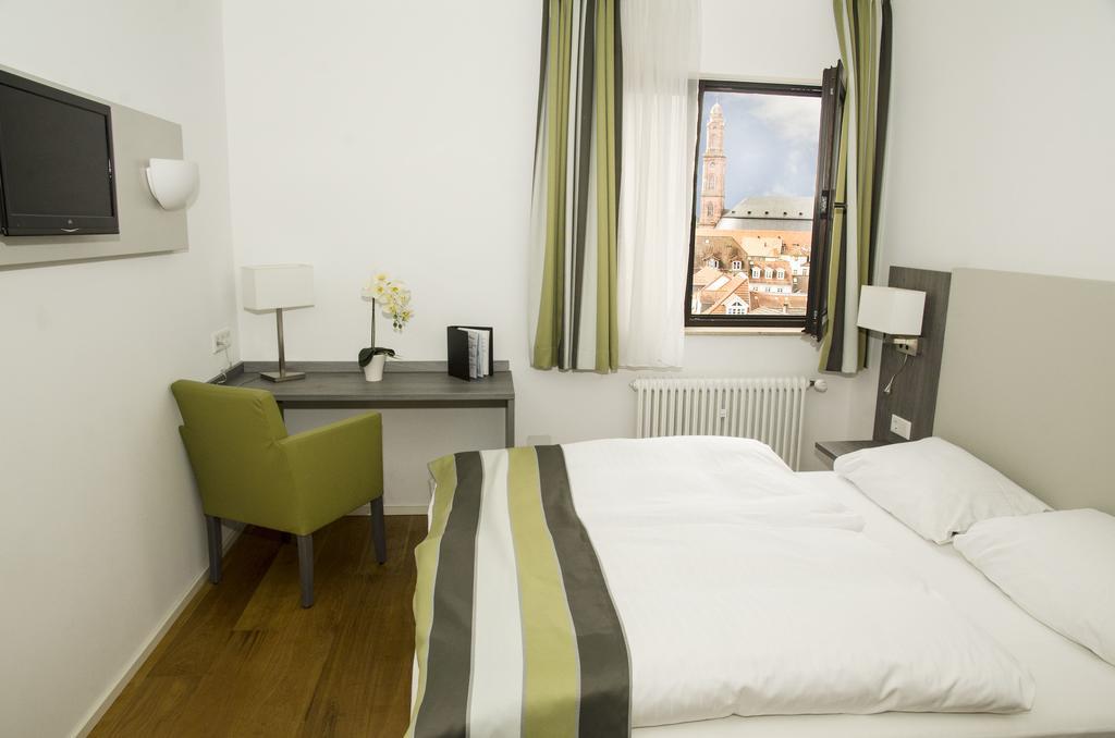 Am Schloss 3* Heidelberg